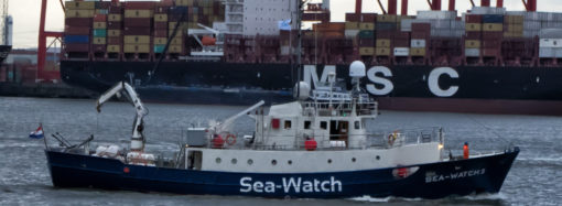 Dopo 19 giorni la Sea Watch può sbarcare