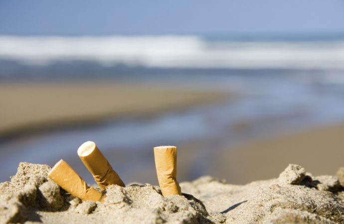 Barcellona dice no al fumo in spiaggia