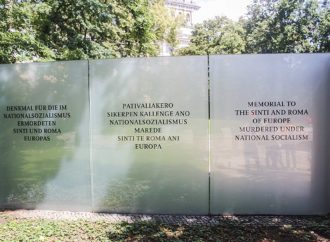Berlino, il memoriale di sinti e rom