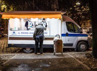 Progetto Arca porta il Natale in strada