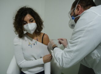 Vaccini in Campania, richieste di priorità