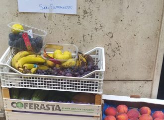 Frutta e verdura gratis a chi ne ha bisogno